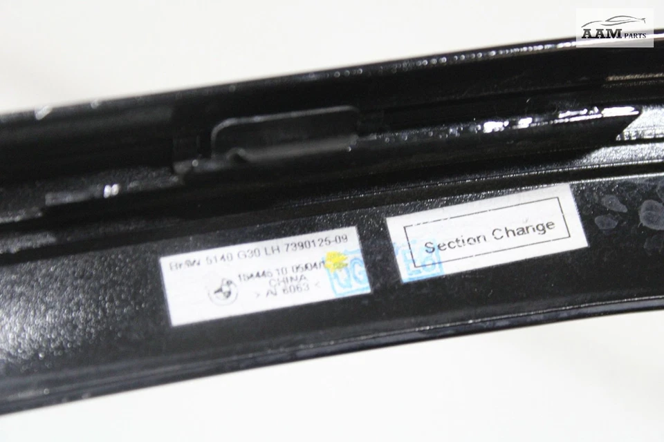 2018-2022 BMW M550I XDRIVE G30 REAR LEFT SIDE WINDOW FRAME FINISHER OEM - Image 4 of 4