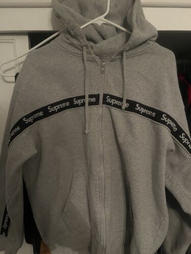 Supreme zip up hoodie - Gem Supreme zip up hoodie - Gem