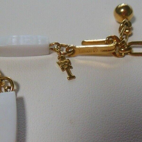 Crown Trifari Gold-tone White Bead Necklace 16" L… - image 2