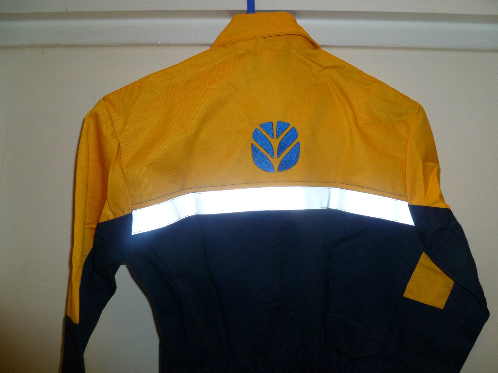 New Holland Overalls/Boilersuit. Children's. Workwear Brand new