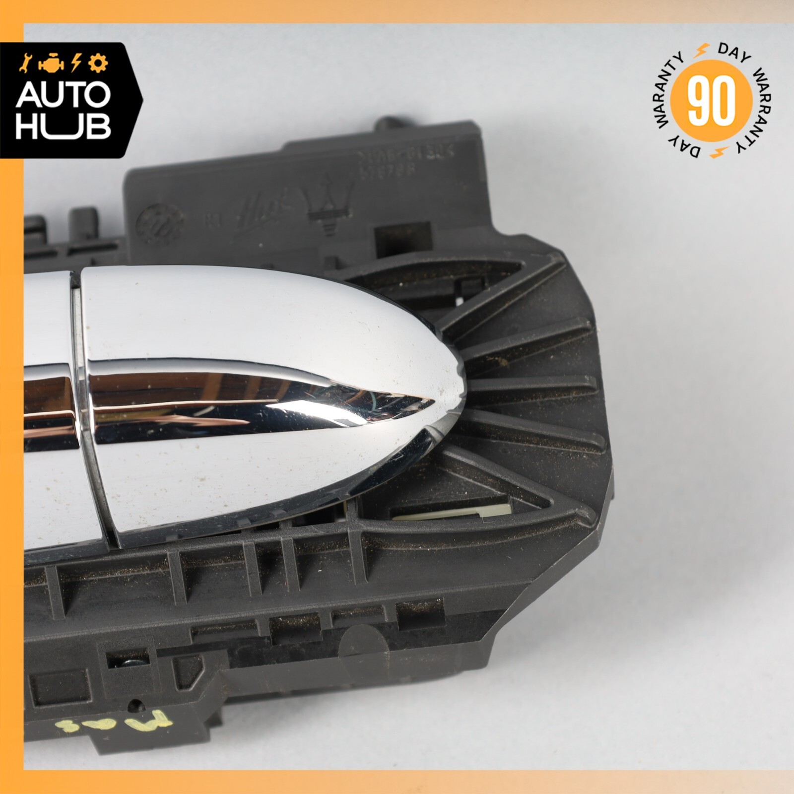 2014 Maserati Quattroporte M156 Right Side Exterior Door Handle OEM 69k