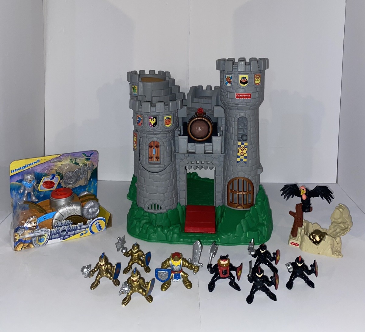 Vintage 1996 Fisher Price Great Adventures Castle NEW Battle Vehicle  Vulture