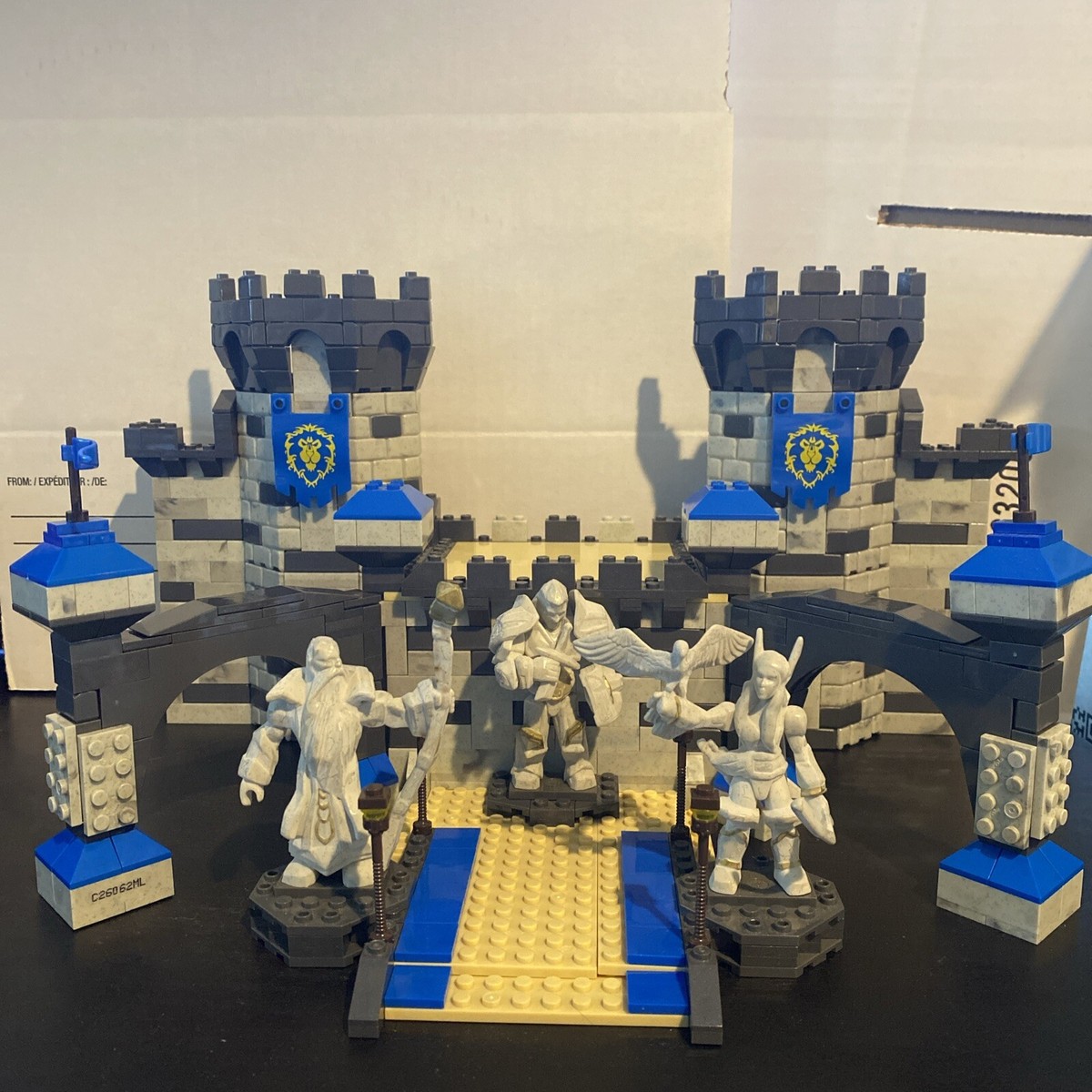 Mega Bloks World of Warcraft Set 91016 Deathwing's Stormwind