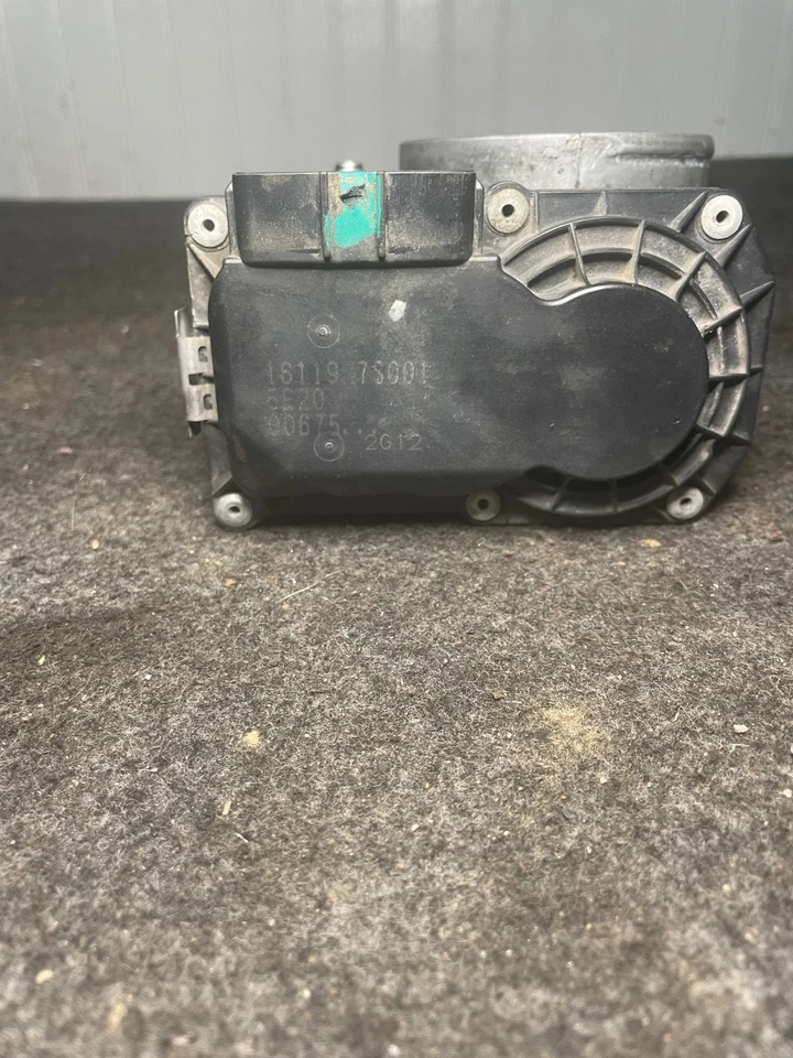 2005 - 2015 Nissan Xterra Electronic Throttle Body - Image 4 of 4