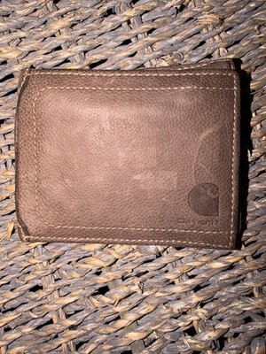 Carhartt Men's Bifold Leather Wallet   Brown  Used
