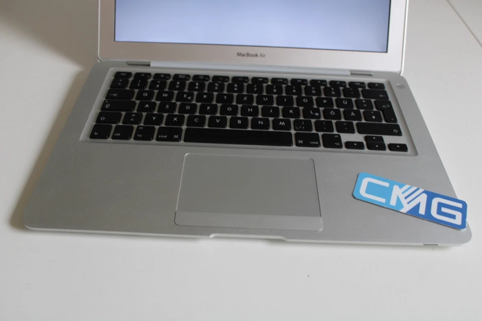 Apple MacBook Air 1. Generation 2008 first Model 1st Gen ( not tested) - Bild 2 von 4