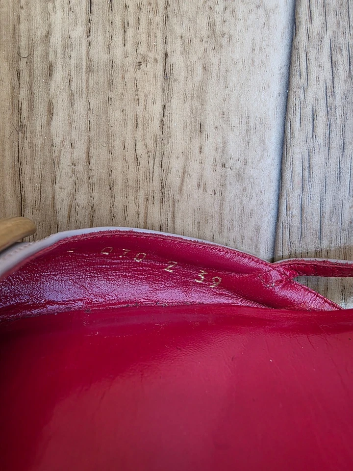 VALENTINO GARAVANI V LOGO SLINGBACK PUMPS SIZE 39 EU, 8.5 US, 6.5 UK - Image 2 of 4