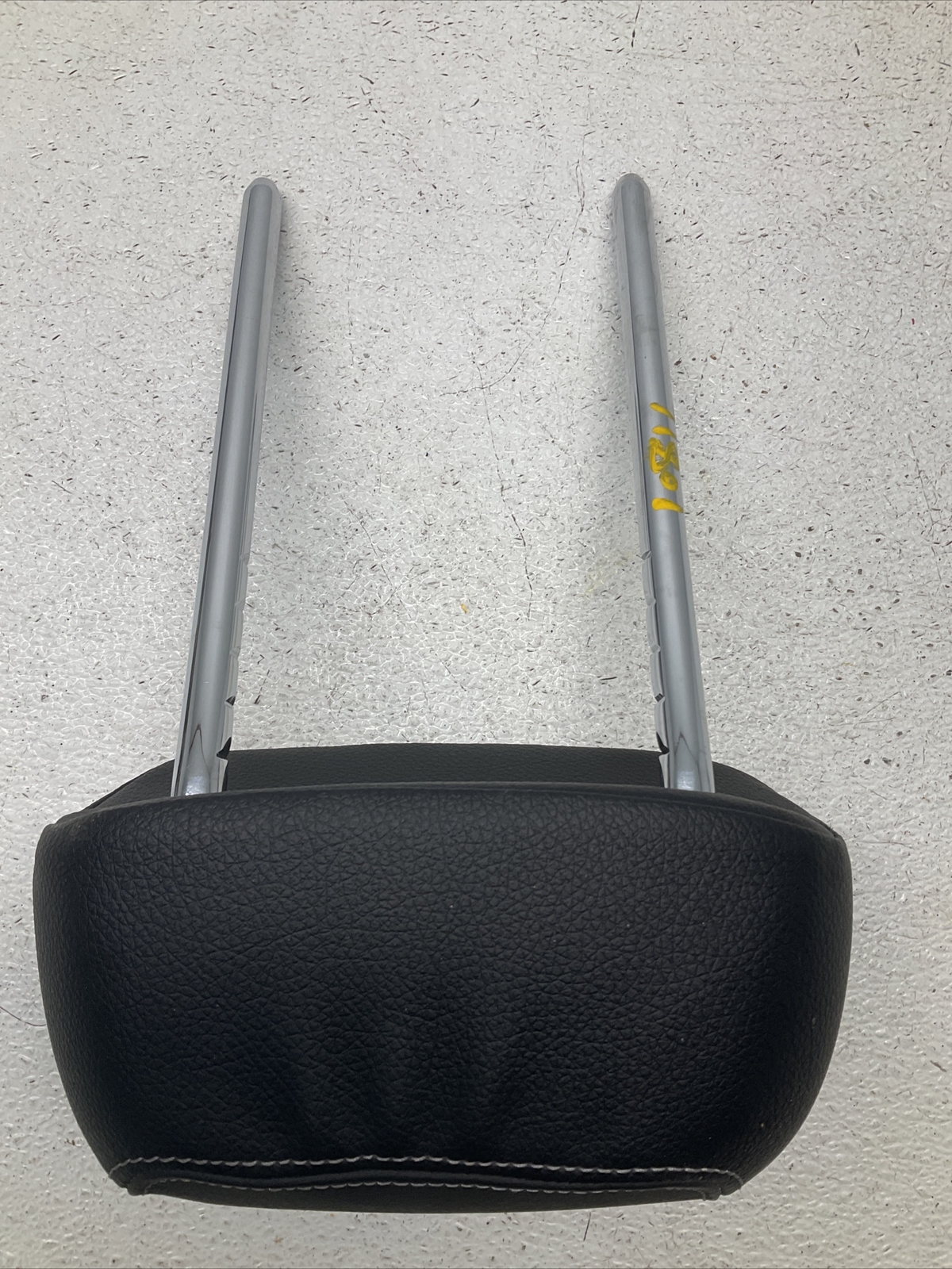 2013-2016-bmw-335i-328i-f30-rear-right-or-left-seat-headrest-white