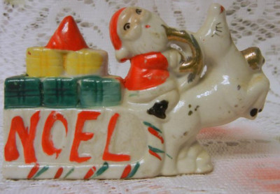 Noël様のご注文ベジです。 Antique Vtg Japan Porcelain Xmas NOEL Santa Sled Reindeer Figurine