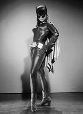 YVONNE CRAIG as Batgirl in Classic Batman TV Show Picture Photo 4x6