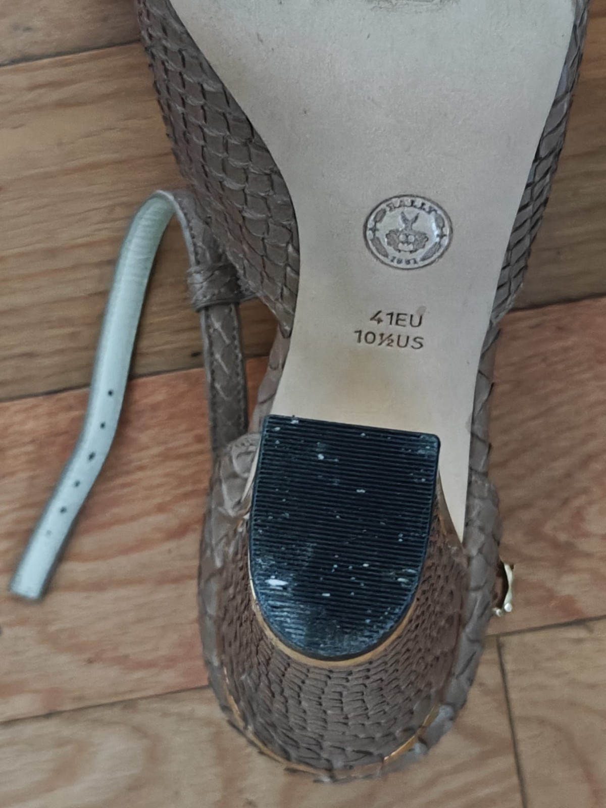 BALLY Python Snake High 4" Heels 10.5 M Worn Once… - image 5