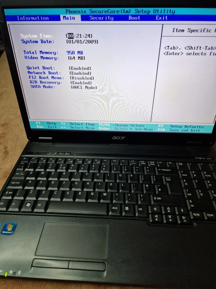 Acer Extensa 5235 Laptop Intel Celeron 900 2.2GHz Power On Tested Only For Parts - Image 4 of 4