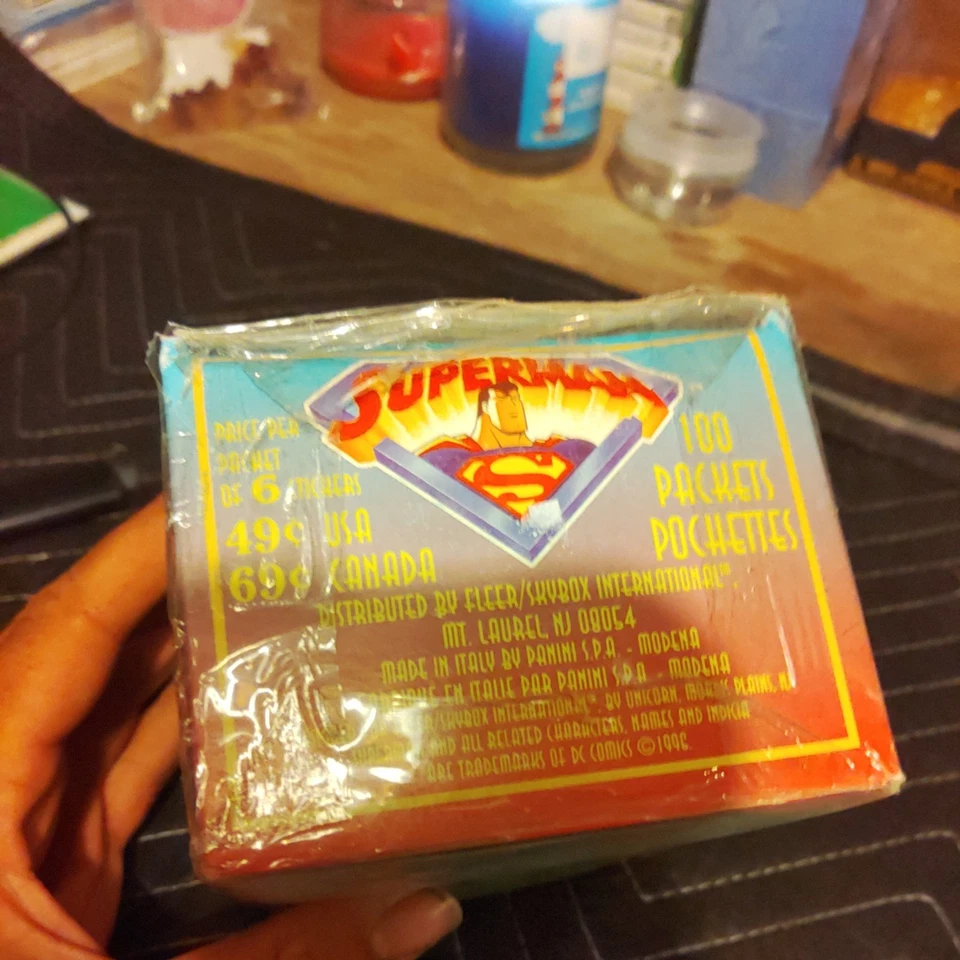 1996 SkyBox Superman Collectible Stickers/Box Sealed 100 Packs vintage Italy  - Image 4 of 4