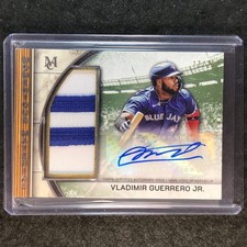 2025 Museum Baseball VLADIMIR GUERRERO JR. Momentous Material Patch Auto 17/25