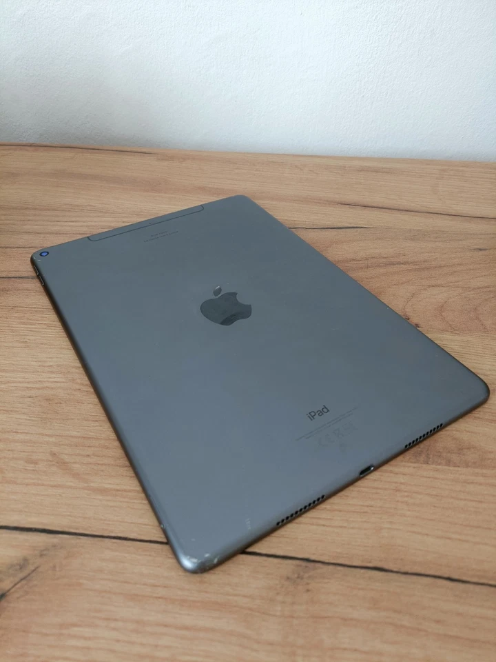 Apple iPad Air (3rd generation) · 256GB · Wi-Fi, foto 2 di 5