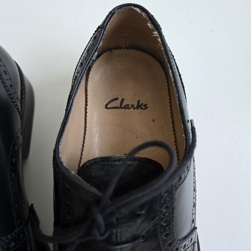 Clarks Brogues Shoes Mens Size UK 9 Black Leather Lace Up Formal Smart Shoes - Picture 6 of 13