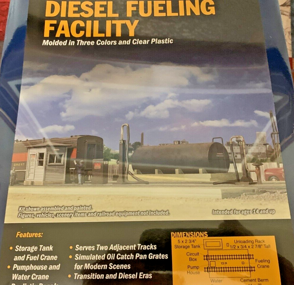 MODERN DIESEL FUELING FACILITY HO Scale PLASTIC KIT WALTHERS 9332908