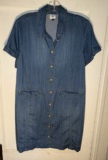CABI Piece Of Cake Dress #6580 Blue Denim Shirtdress Button Size M. e70