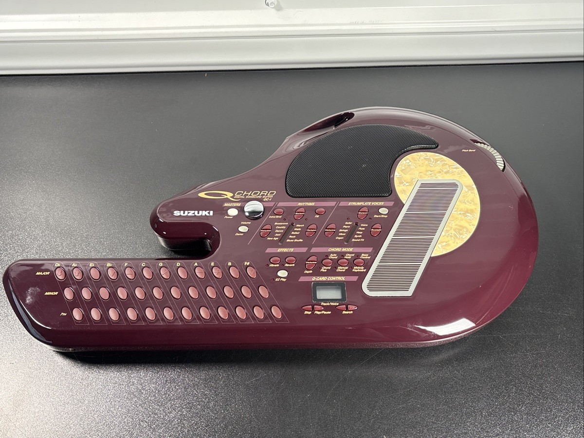 Suzuki Q-Chord QC-1 Digital Songcard Guitar Keytar Synthesizer