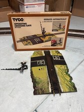 Tyco Ho Scale Operating Crossing Gate 908 For Train, Set Layout