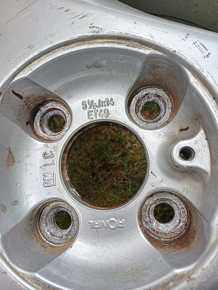 4 Felgen 5 1/2 Jx14, ET 49, 4 Loch mit Reifen 165/65 R14 - Bild 4 von 4