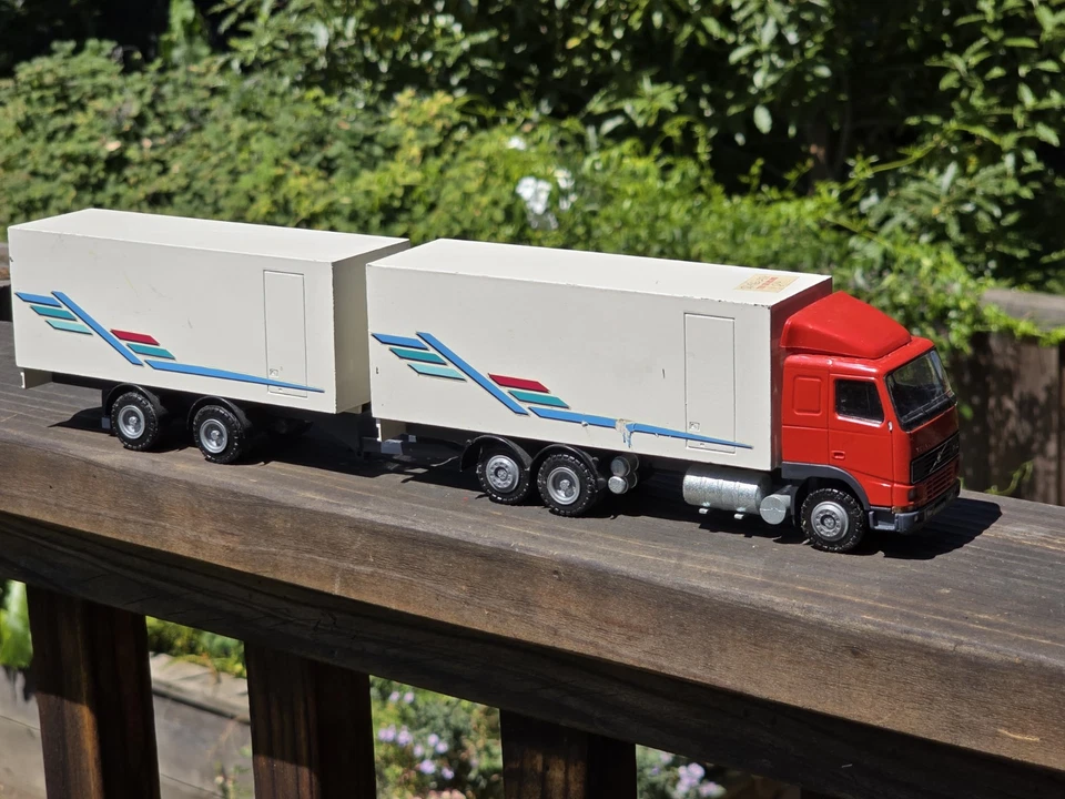 CONRAD VOLVO FH12 TRUCK & TRAILER Model# 4372 1/50 Scale West Germany Vtg. - Image 2 of 4