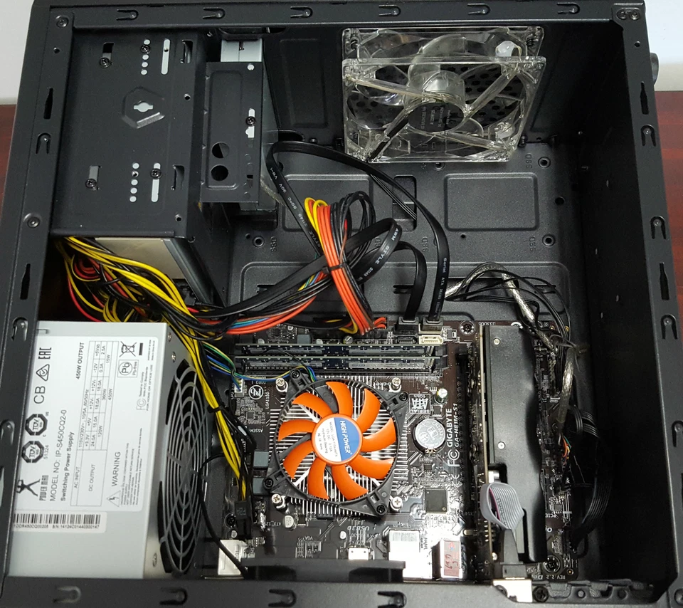 NEW Windows XP Retro Gaming PC Tower - i7-4770k, 256GB SSD, GTX 750Ti, 4GB Ram - Image 3 of 4