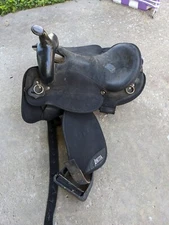 17" Abetta Saddle 20550-7 trail Rider Synthetic Lightweight