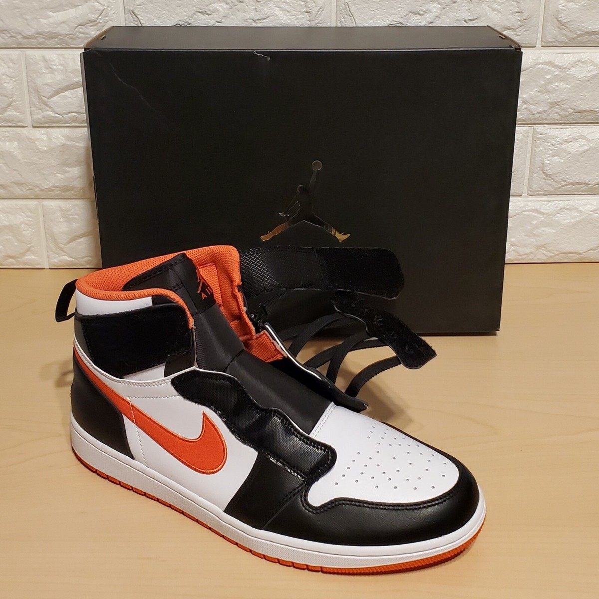 Air Jordan 1 High Flyease Mens Size 12.5 Black Turf Orange White