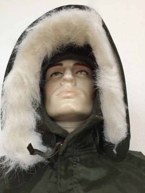 UNISSUED U.S. NAVY EXTREME COLD WEATHER IMPERMEABLE SHORE HOOD