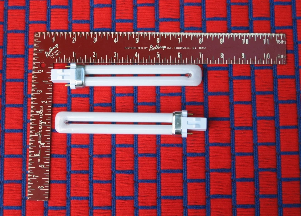 2 VITA-LITE fluorescent 13w light bulb fits desk lamp Ott-lite PL13A 2 pin 91CRI - Image 4 of 4