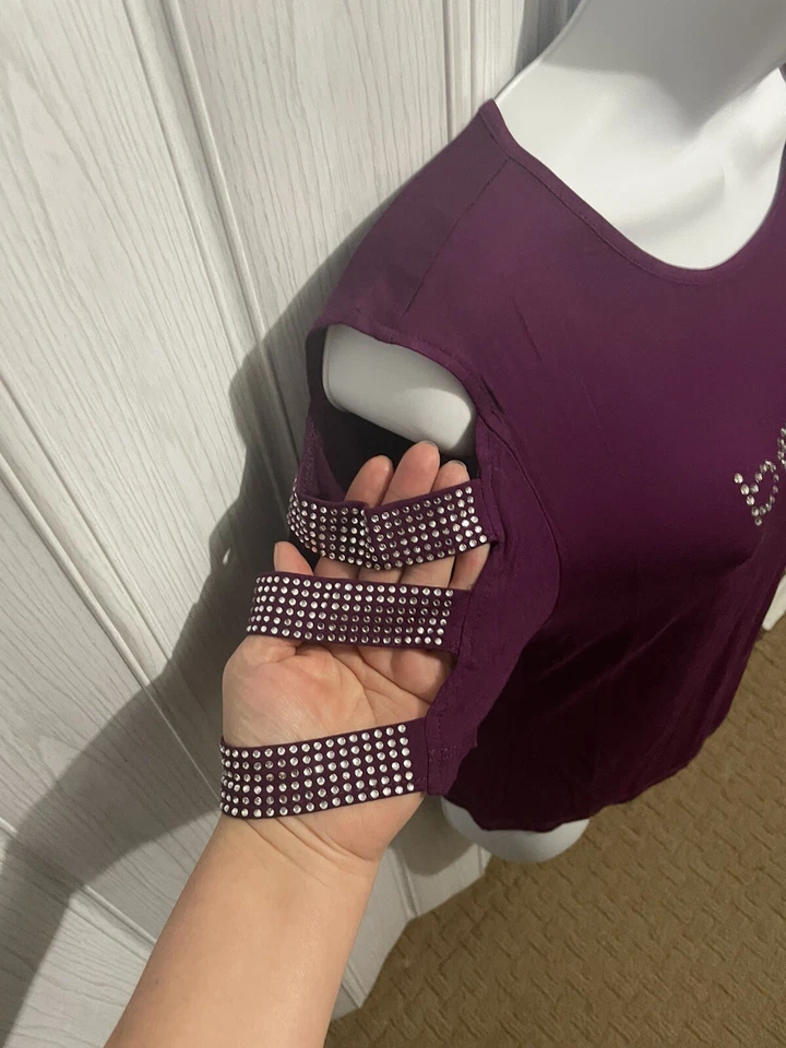 Bebe Logo Tops, Swarovski’s, Ciruela, Talla (L) #264A Foto 4 de 4
