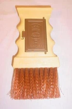 VINTAGE AUTO-WHIS-KIT COMBO WHISK BROOM BOTTLE OPENER ICE SCRAPER CHANGE KEEPER