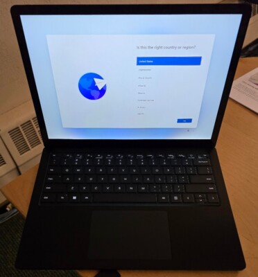Microsoft Surface Laptop 5 1951 i5-1245U 2.5GHz 16GB RAM 256GB Win11 26H1