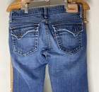 Vintage Levi’s Too Super Low Flare 524 Medium Wash Women’s Size 7M — photo 3