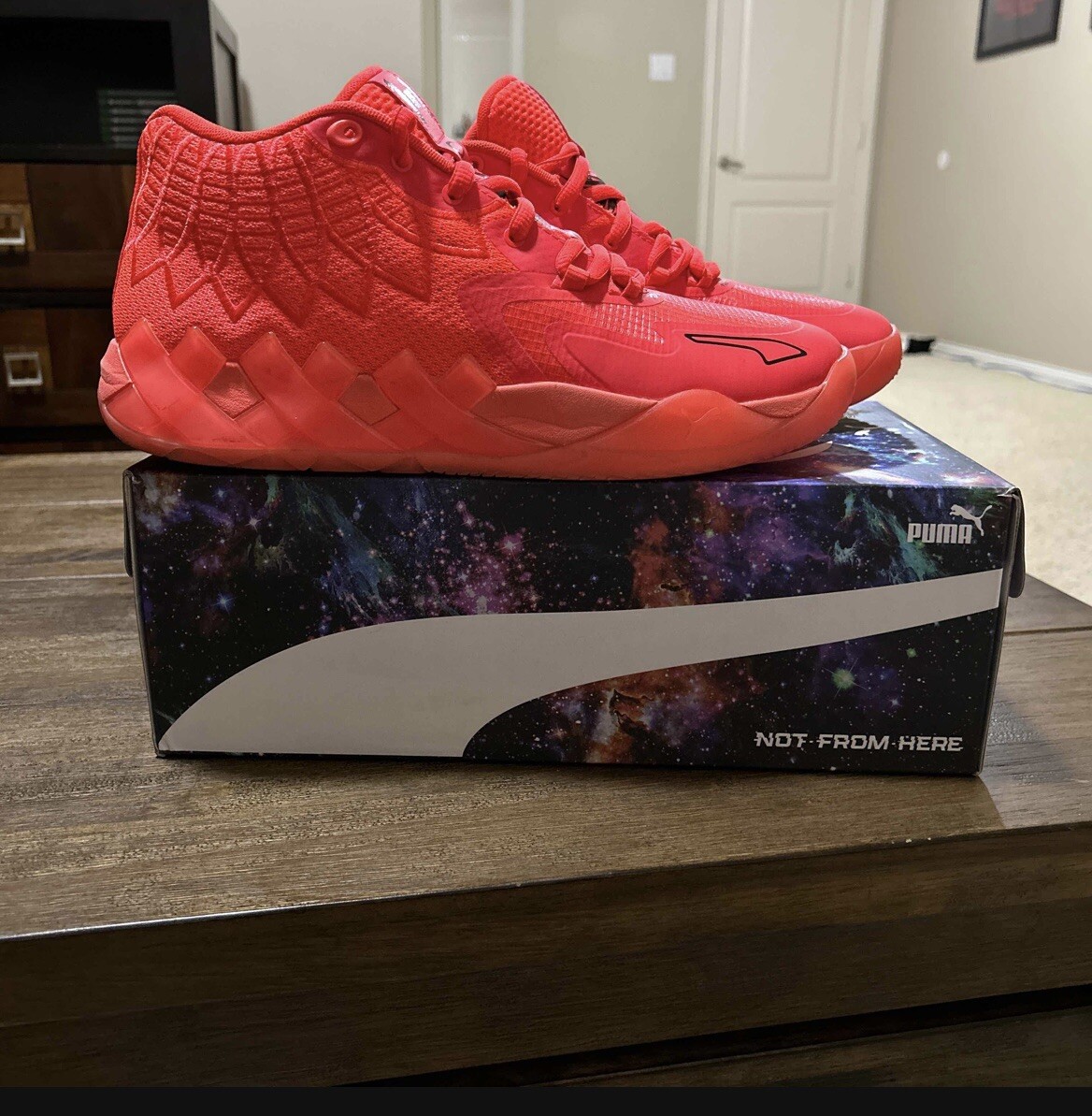 what size is mb in nike