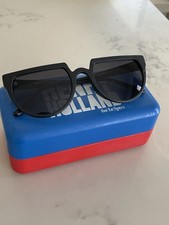 Henry Holland Le Specs Sunglasses Matte Black Flat Semi Circle- Indie Sleaze