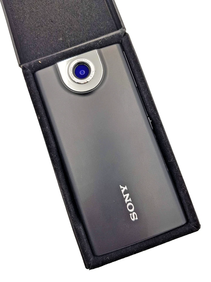 Sony Bloggie MHS-FS1 HD Digital Still Camera Video Camcorder BLACK USB 5MP New - Image 3 of 4