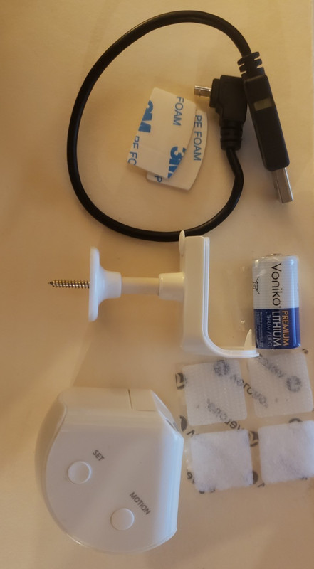 Insteon 2844-222 Motion Sensor - White with Guide and Battery (used) SCE 45 -F17