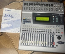 Yamaha 01v 16-Channel Programmable Digital Recording / Live Mixing Console