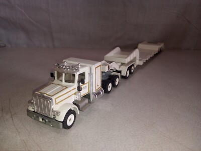 Siku 1:50 Scale Grove Worldwide Tractor & Lowboy Trailer Made In West Germany