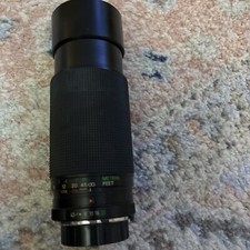 Vivitar MC MACRO FOCUSING ZOOM 75-300mm 1:4.5-5.6 No. 77510011 Camera Lens