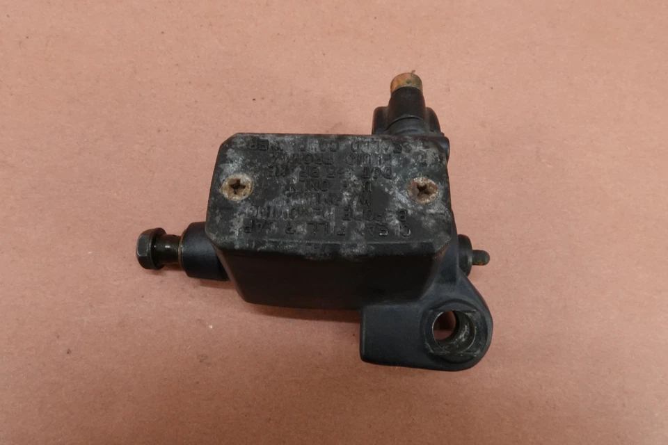 Cilindro maestro embrague manillar izquierdo Ducati Supersport 800 1998-2007 Foto 2 de 4