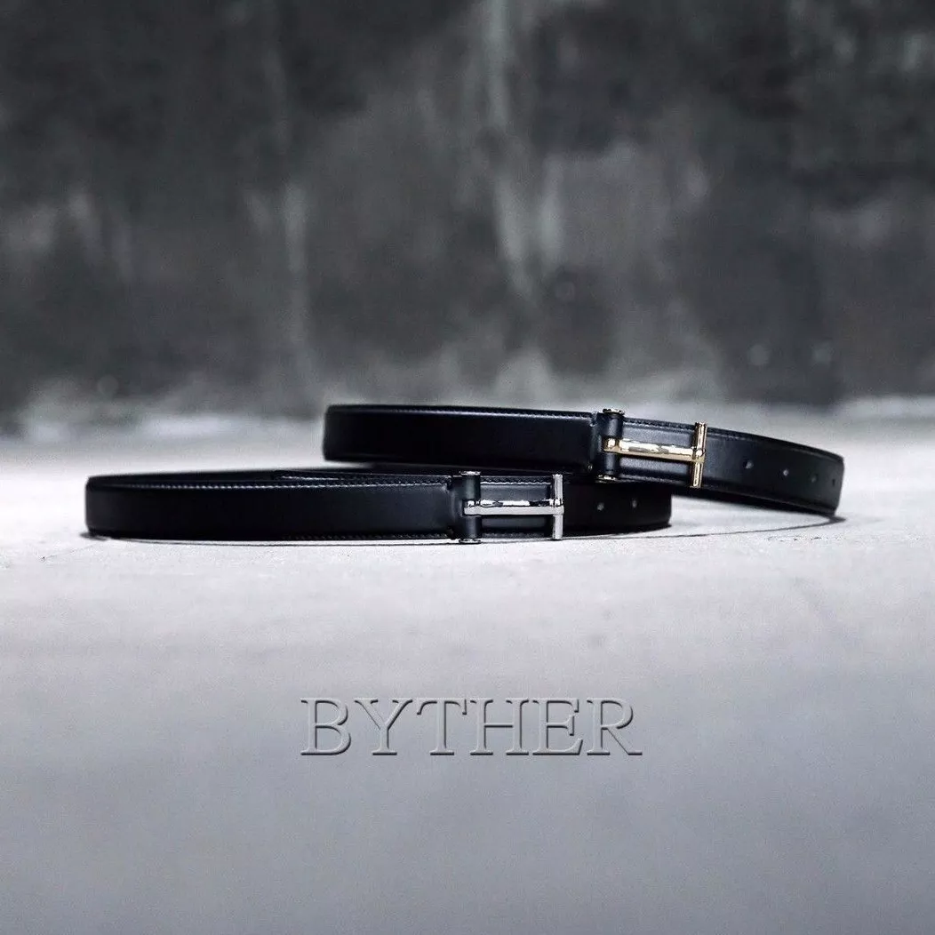 Shape patent leather belt