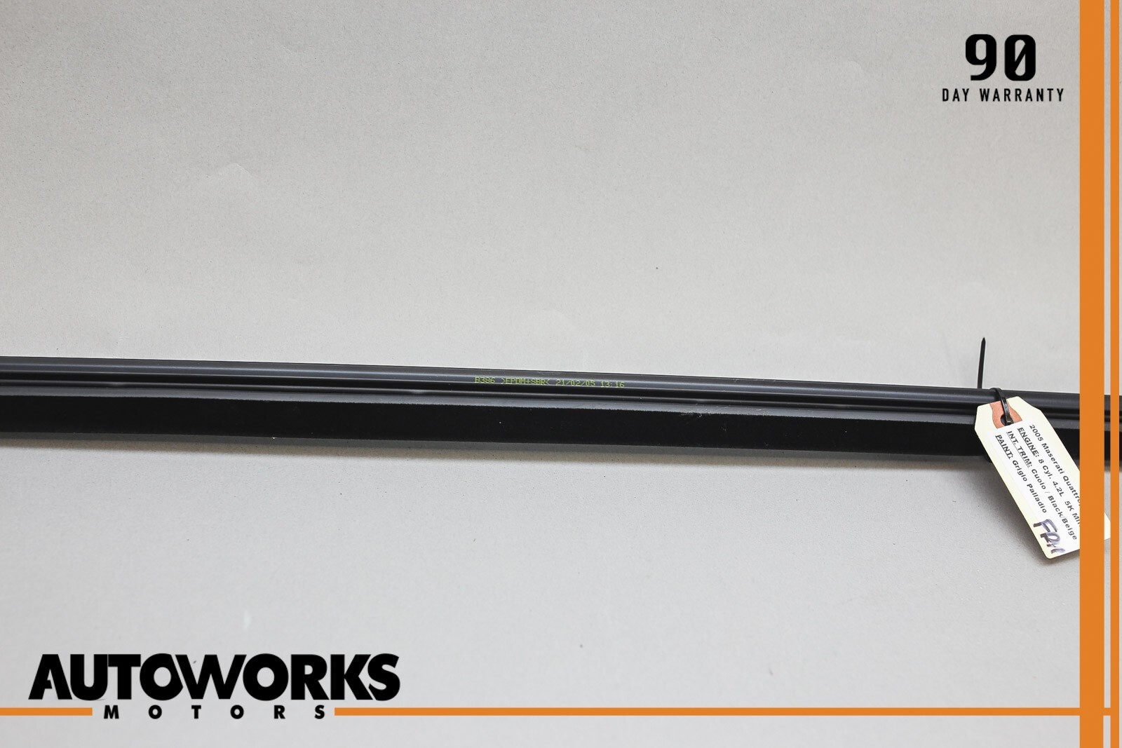 04-08 Maserati Quattroporte M139 Front Right Side Door Window Molding Seal OEM