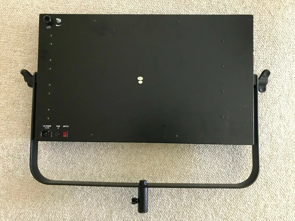 Flolight Smith Victor Medalight FLO-220 fluorescent light bank housing - PARTS - Image 4 of 4