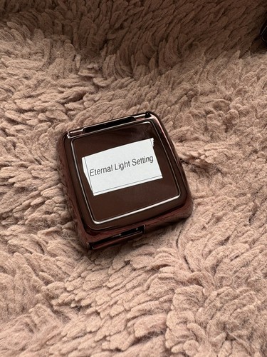 Hourglass AMBIENT LIGHTING FINISHING POWDER - TRAVEL SIZE Eternal Light NEW Mini - Picture 2 of 2