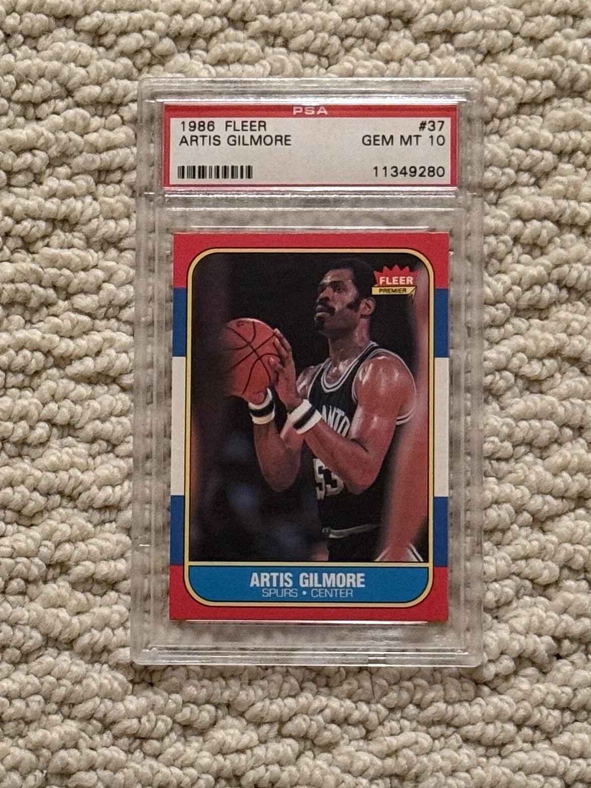 1986 Fleer #37 Artis Gilmore PSA 10 Gem Mint Low Pop