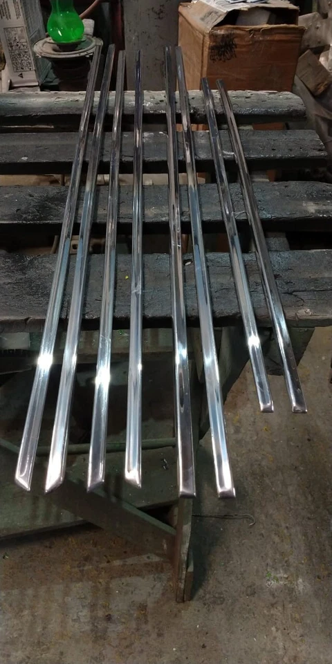 BMW E9 2500CS 3.0CSI - CONJUNTO DE TIRAS DECORATIVAS - 20 PEÇAS - Estilo tardio - Imagem 4 de 4