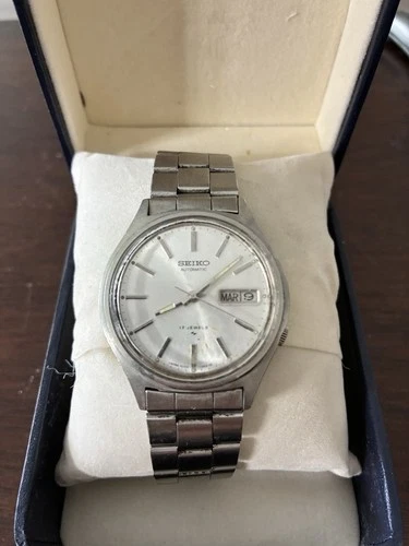 Seiko Automatic 7009-8028 Day/Date Vintage Men's Watch Classic Style